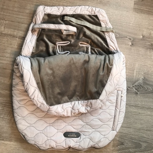 JJ Cole infant car seat cover - Picture 3 of 3